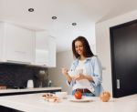Immagine di DALLA QUADRATO - FARETTO A INCASSO ORIENTABILE - 30° - BIANCO - IP20 - DIM 82X82 - FORO 70 MM