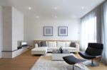 Immagine di GWEN QUADRATO - FARETTO A INCASSO  ORIENTABILE 30° - NERO ANODIZZATO - IP20 - DIM 82*82 - FORO 70/75 MM